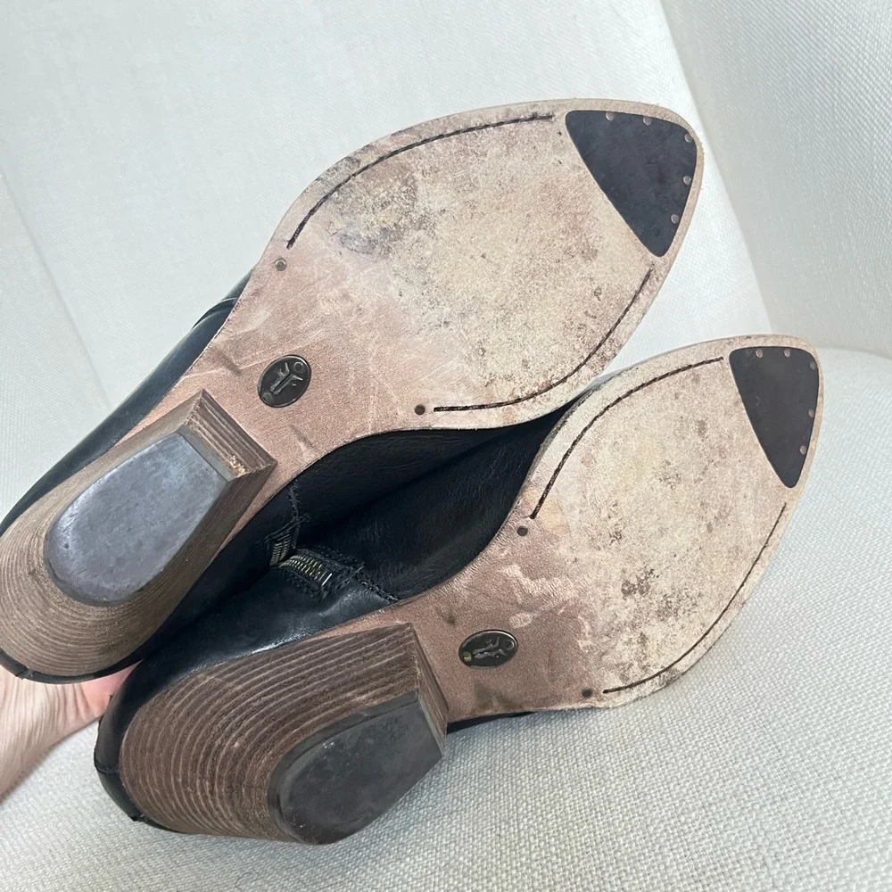 Frye black booties 10 - Picture 6 of 9
